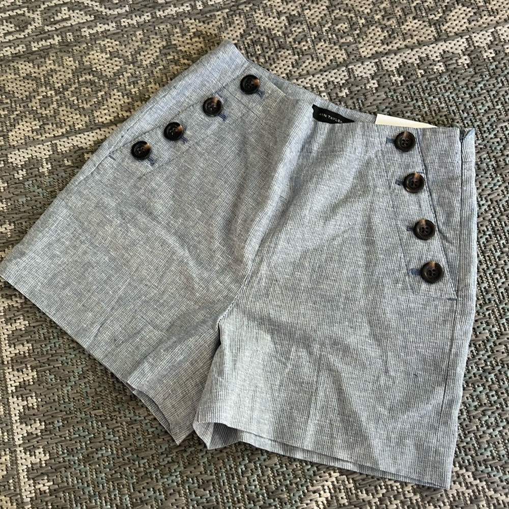 Ann Taylor - Shorts
